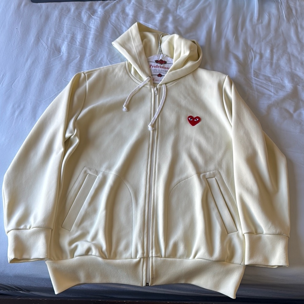 Comme des Garçons Play Cream Garment